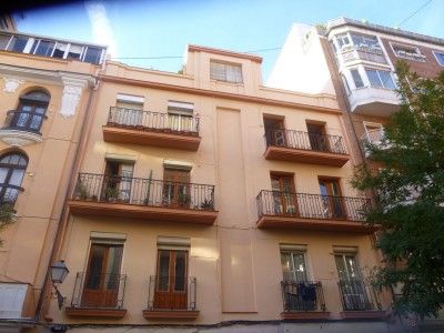 Francisco Navacerrada (Madrid)--Edificio de Viviendas